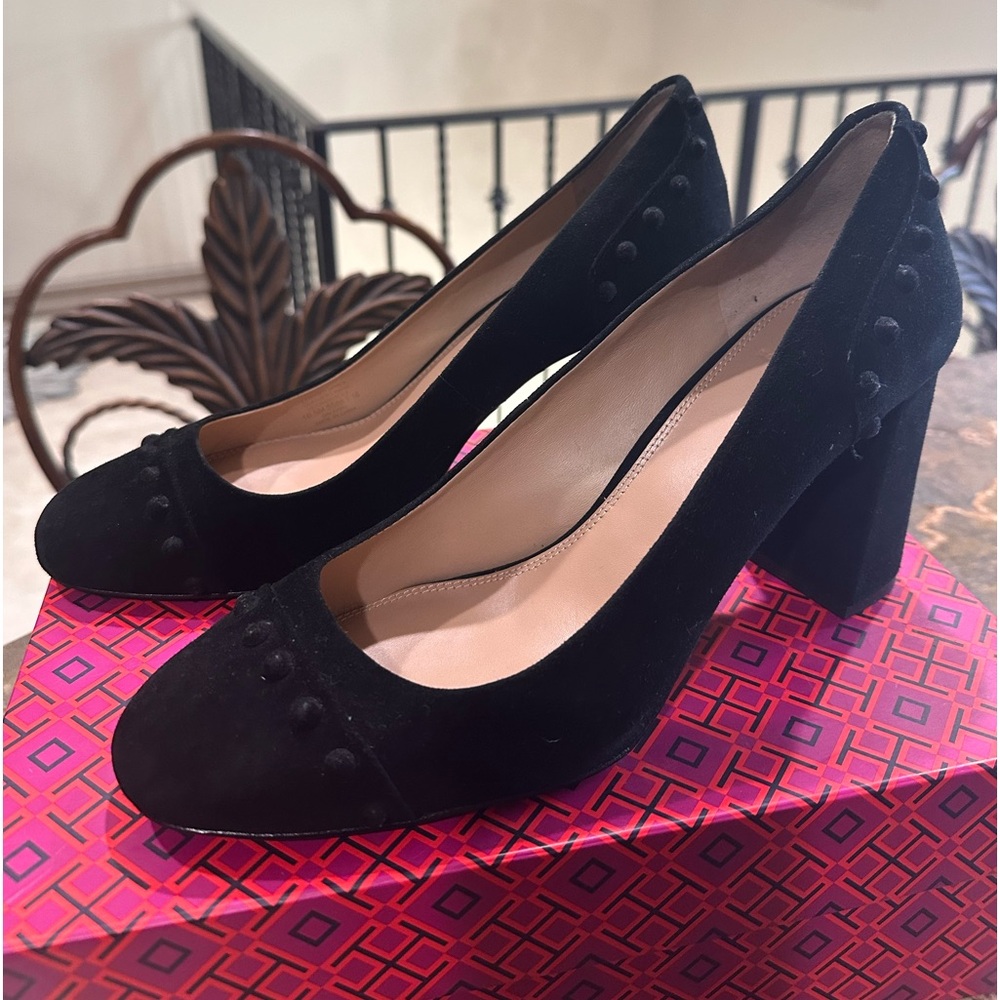 Tory Burch Suede Pumps